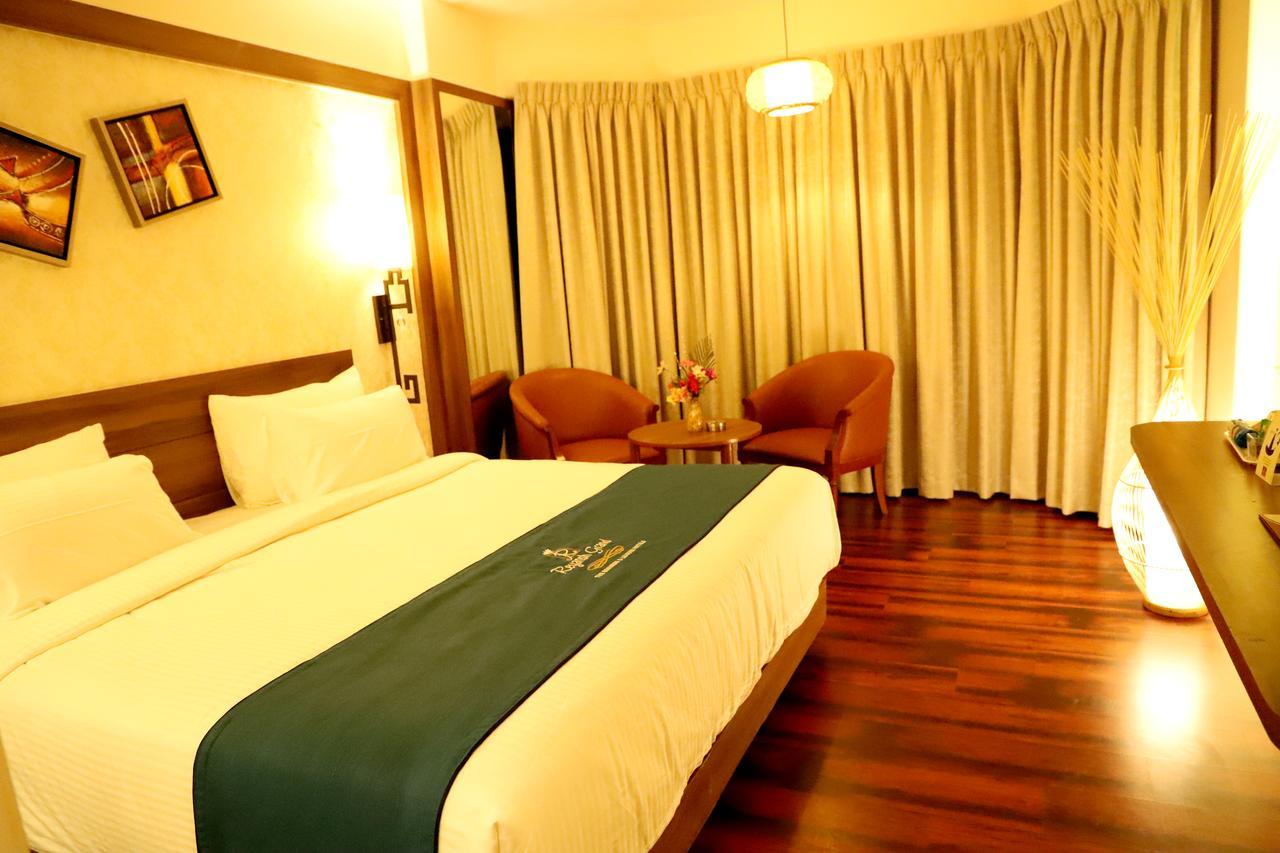 Hotel Reyansh Grand Boisar Екстер'єр фото